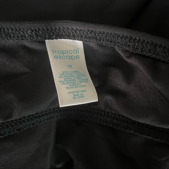 NWT Tropical escape halter one piece bathing suit - Picture 6 of 6